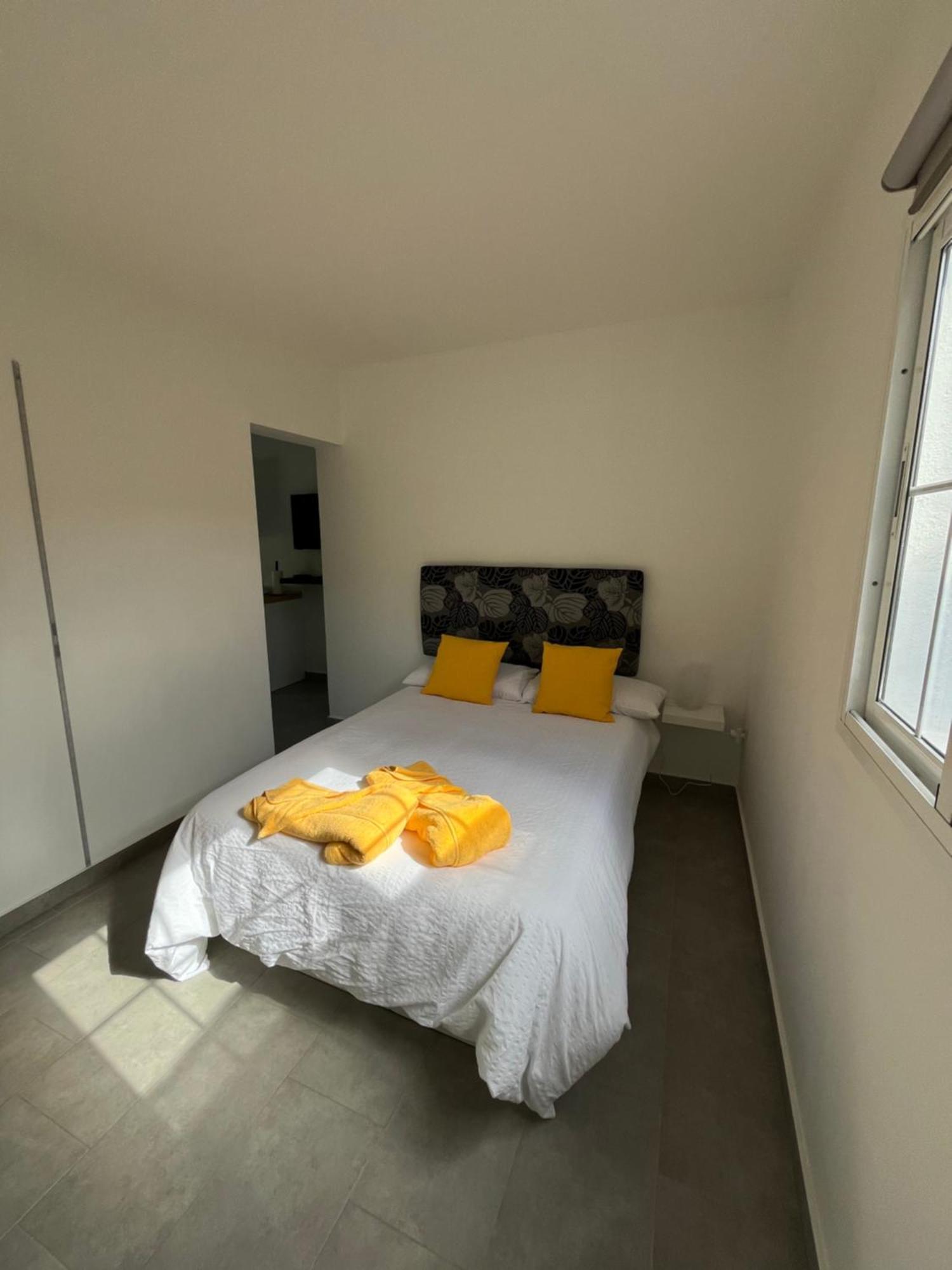 Sunny Carmelito Deluxe Apartment Mogan Luaran gambar